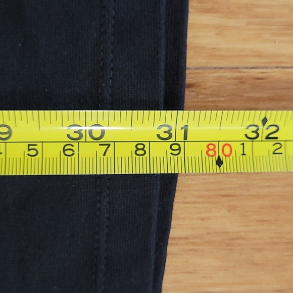 Little black dress. Forever 21 - Picture 10 of 10